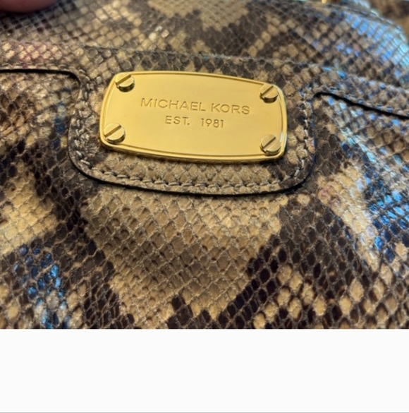 Michael Kors NWOT Beige and Black Snake Print Bag - Picture 3 of 11